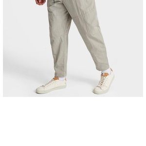 MEN'S NIKE SPORTSWEAR TECH ESSENTIALS LINED COMMUTER PANTS  Gray